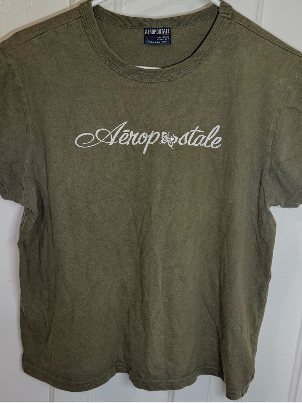 Aeropostale tomboy fit butterfly logo y2k t-shirt